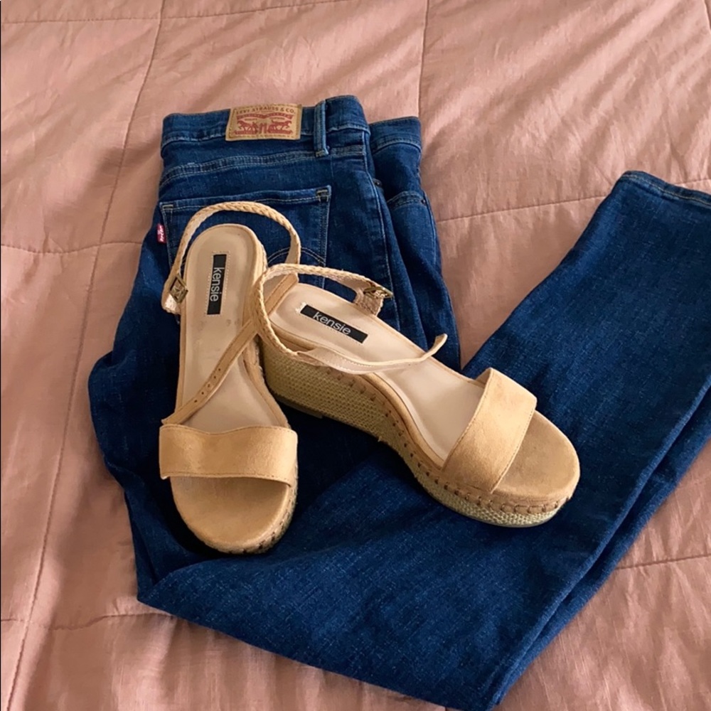 Kenzie ankle strapped platform sandal